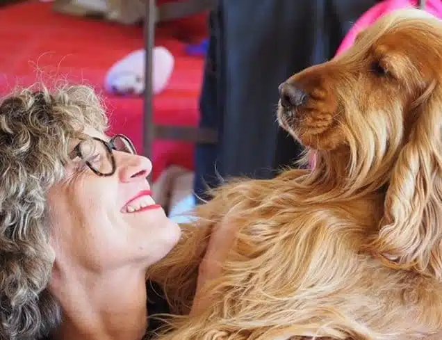 Un cocker et sa maitresse